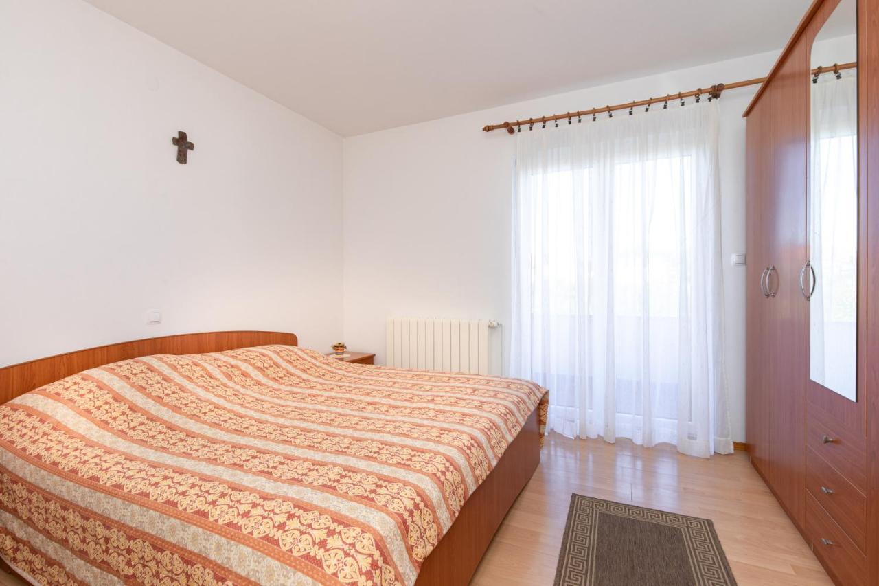 2-Bedroom Krk Apartment - Near Krk Beaches & Town! Krk Town Dış mekan fotoğraf